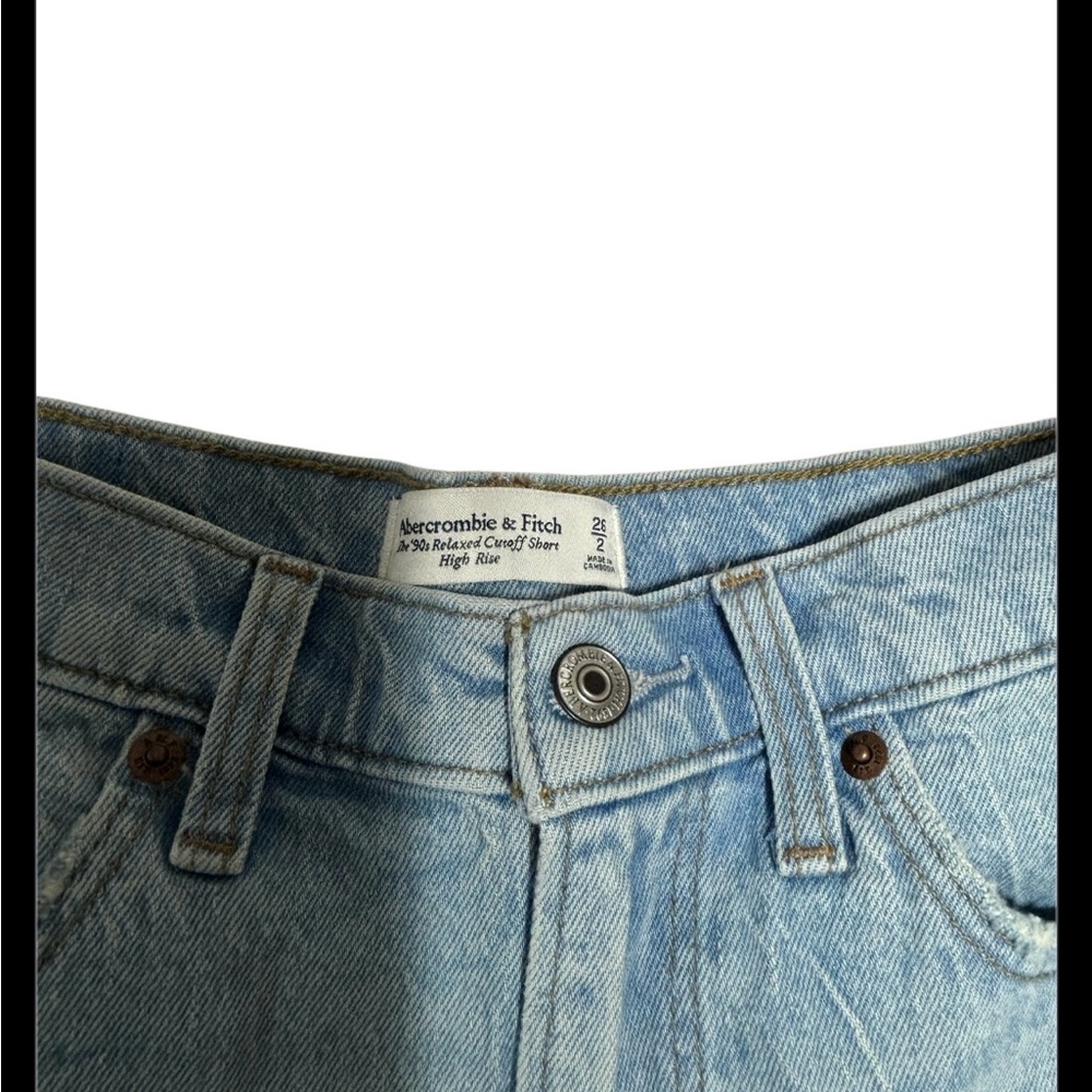 Abercrombie & Fitch the 90s Relaxed Cut Off Shorts